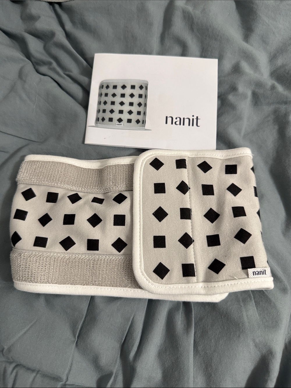 nanit Gray & Black Adjustable Baby breathing band
